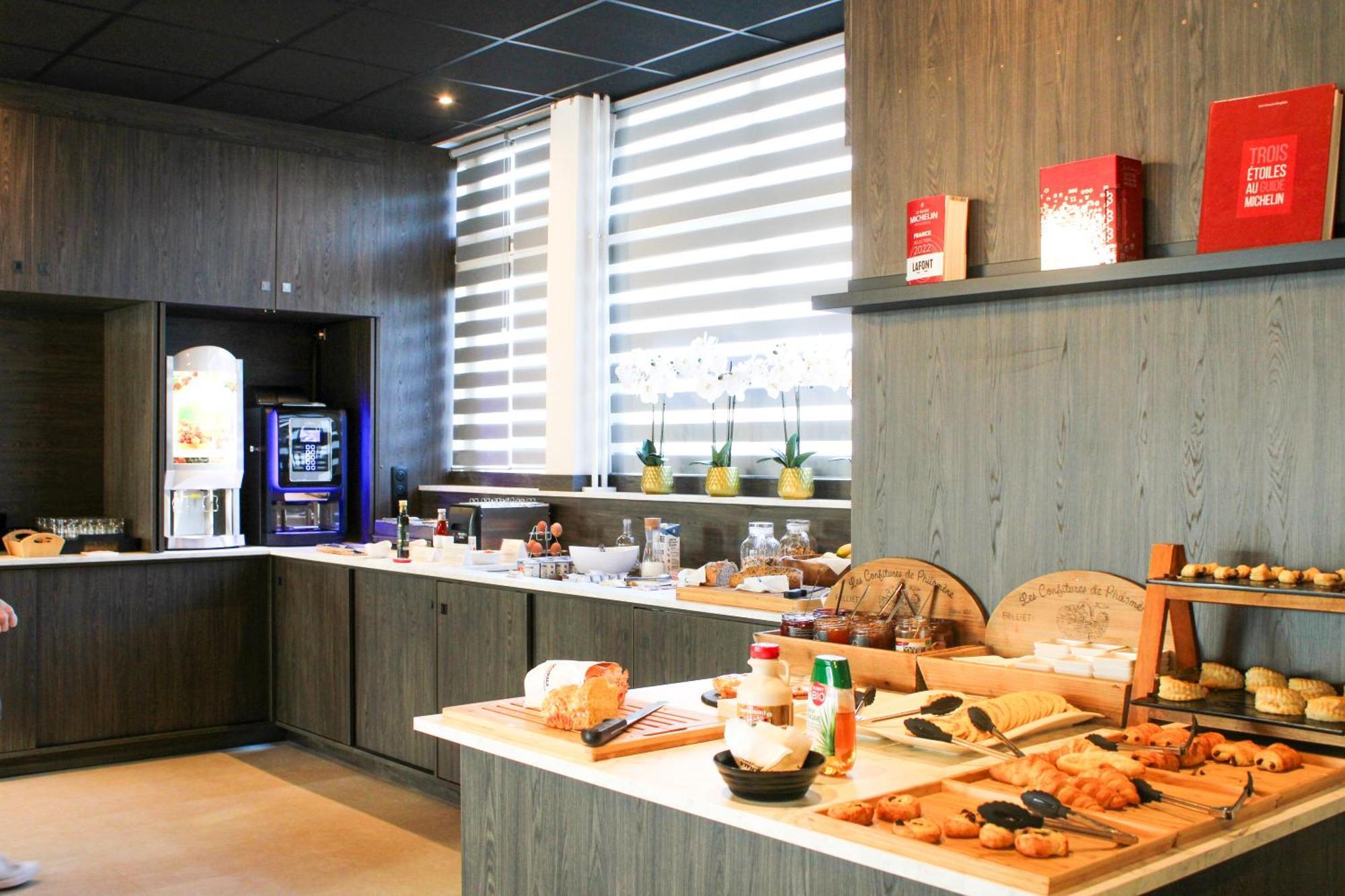 The Originals Boutique, Hotel Neptune, Montpellier Sud Карнон-Плаж Экстерьер фото
